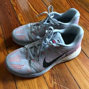 Nike Lunarglide 7 - running shoes - size 8